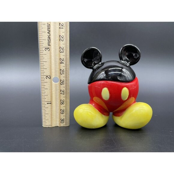 Mickey Mouse Salt Pepper Shakers Magnetic Disney Theme Park Exclusive Ears Pants - Picture 10 of 10